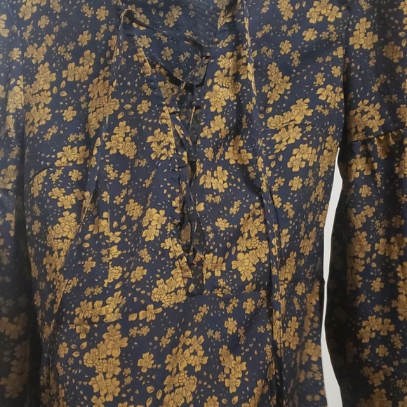 Blouse - Picture 2 of 4